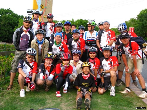 <照片分享>518台中大會師~大台南車衣一手圖。