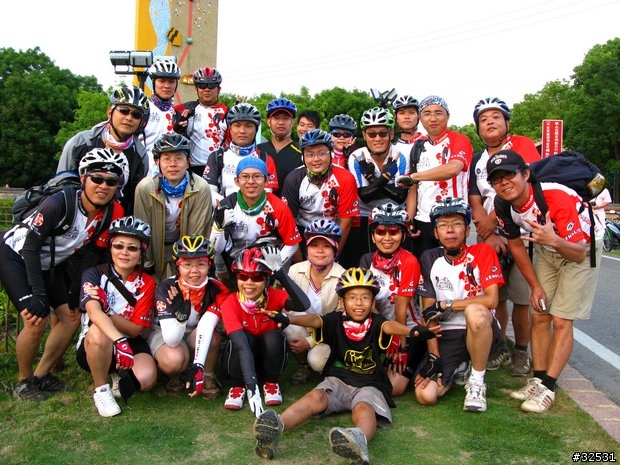 <照片分享>518台中大會師~大台南車衣一手圖。