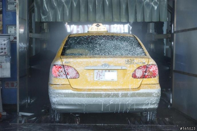 直擊 TOYOTA Altis 2.0 全台首量嗎....