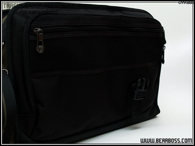 [MacBook Pro 新家] Targus Radius Messenger 質量兼修的電腦側背包