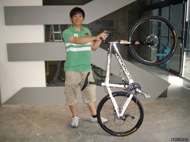 興農牛張家浩的CENTURION BACK FIRE HYDRO XT