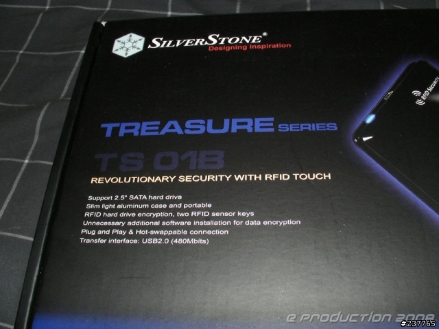 [開箱]  Silverstone Treasure TS01B 2.5" SATA 外接硬碟盒