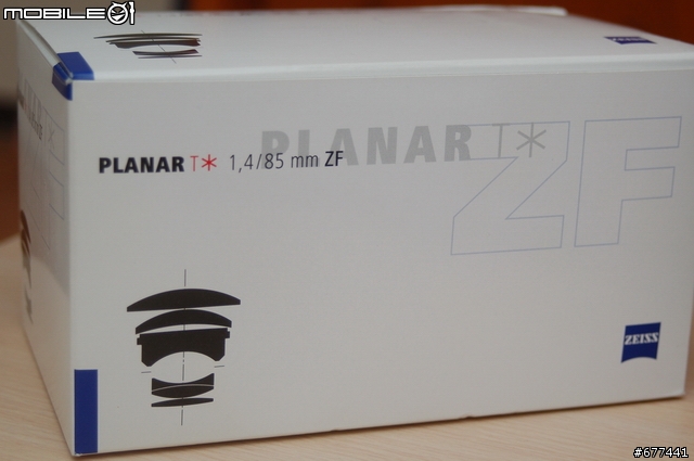 【分享】Carl Zeiss Planar T* 1.4/85mm ZF 開箱照
