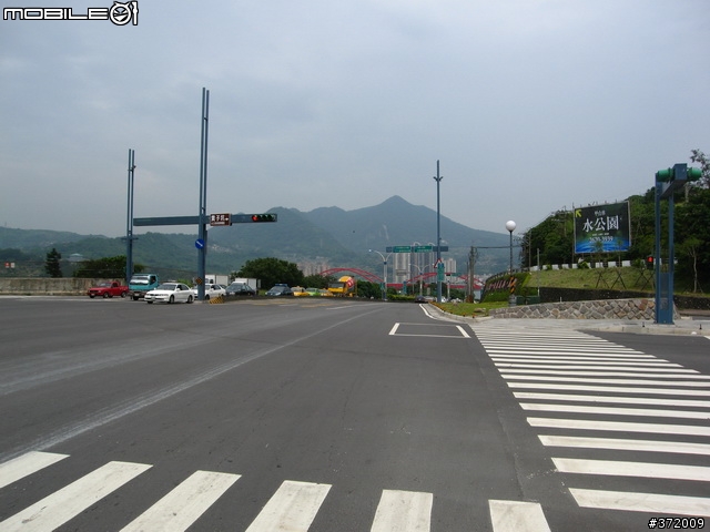 淡水、金山、陽明山，馬槽橋上拖油瓶。