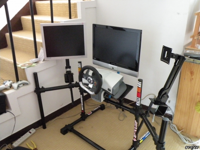 [組裝開箱文]家用  DIY  xbox360  蒼蠅人專用多螢幕賽車座(6/4初版定裝照)