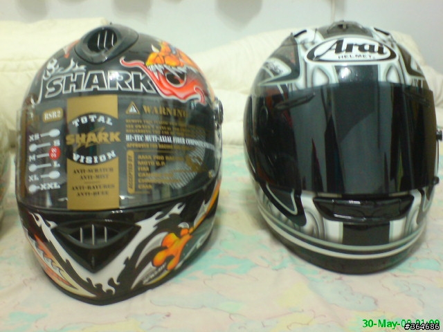 [分享]SHARK RSR2 M.duhamel 和arai suomy shoei 的比較