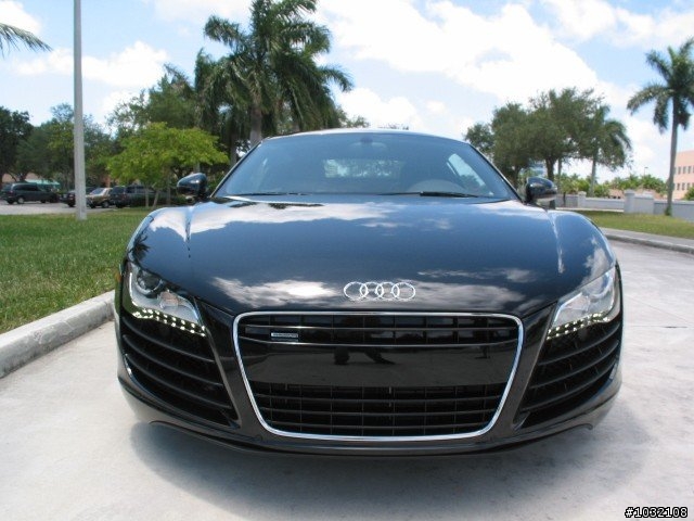 Posting my 08 brand new Audi R8