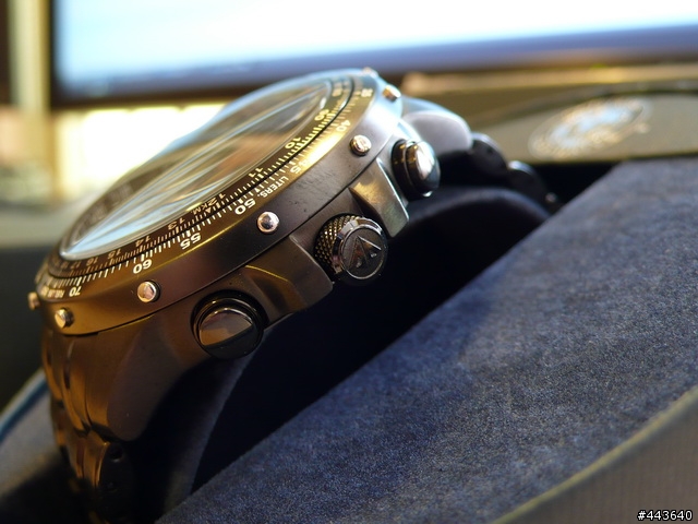 [非常超級無敵不專業之分享] Citizen 電波+光動能飛行錶 + Luminox 不曉得型號的錶