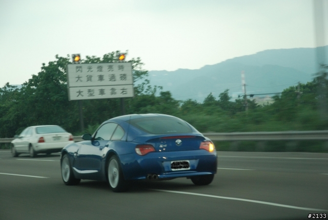 看到一台很特別的Z4