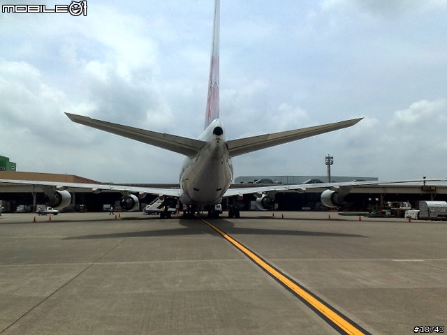 [圖多] N82 隨手拍 747-400F 全貨機