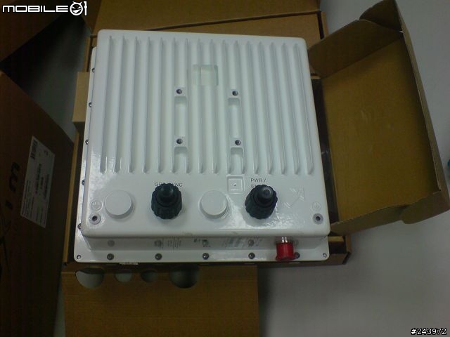 Wimax產品 開箱文-Proxim Wimax Tsunami MP.16 3500