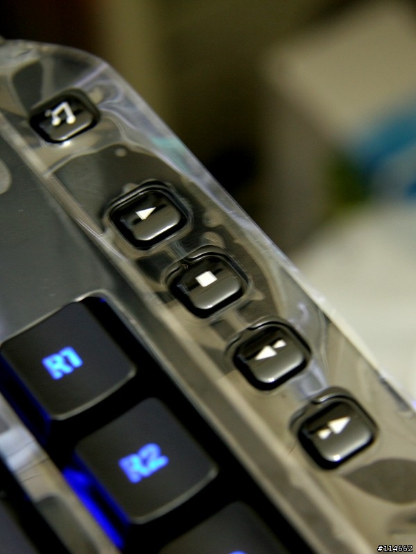 [蛇之閃光文]Razer全套裝備，群蛇出動開箱文