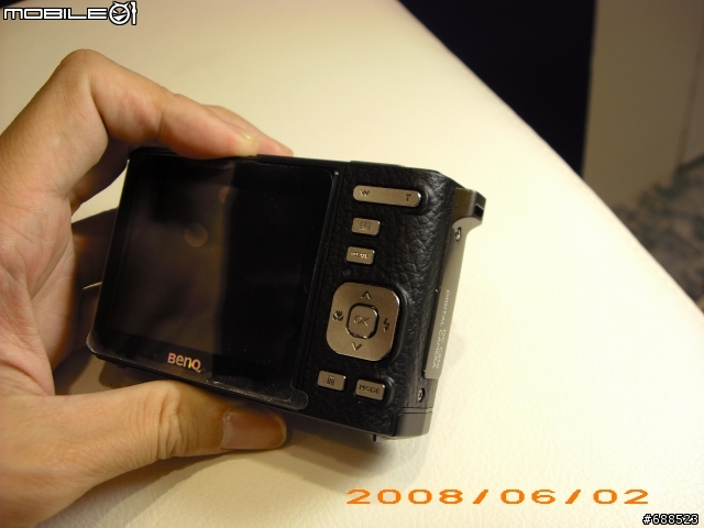 [開箱] 皮質握把的小DC-BenQ C850
