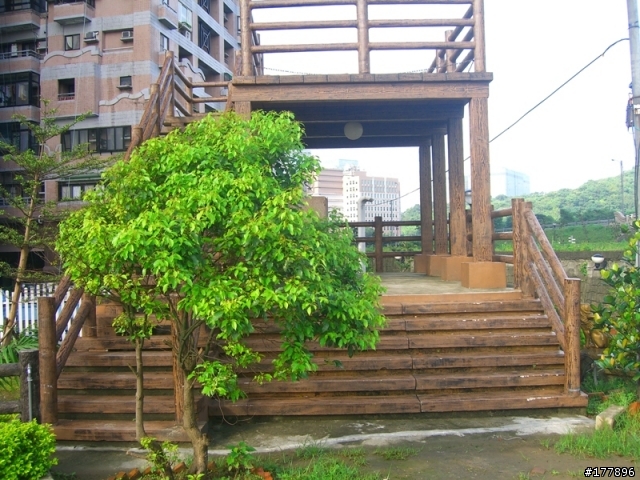 禮門街往中興路方向自行車道(圖多)