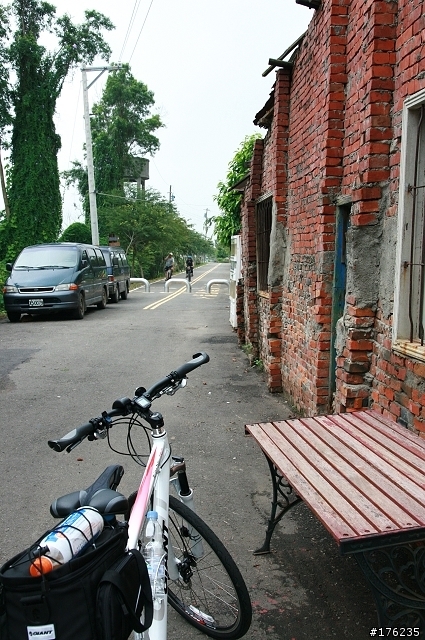 [路線分享] 潭雅神自行車道 - 中科站行經清泉路(東大路)往都會公園