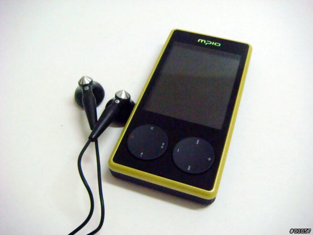 我朋友買的超大螢幕MP4--MG300