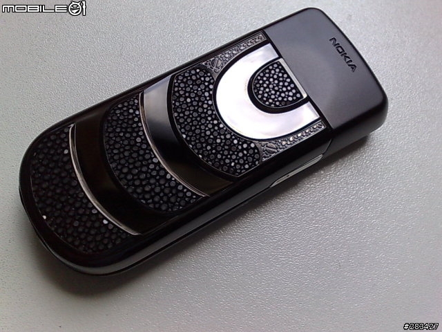 [ 分享 ] Nokia 8800 Sirocco 魔鬼魚版