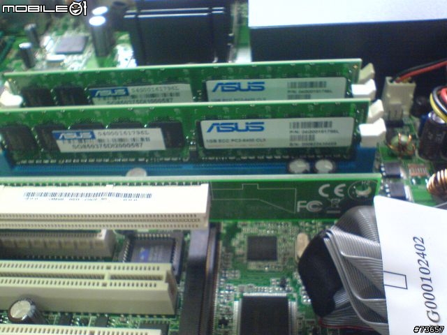ASUS RS-100伺服器開箱文～～