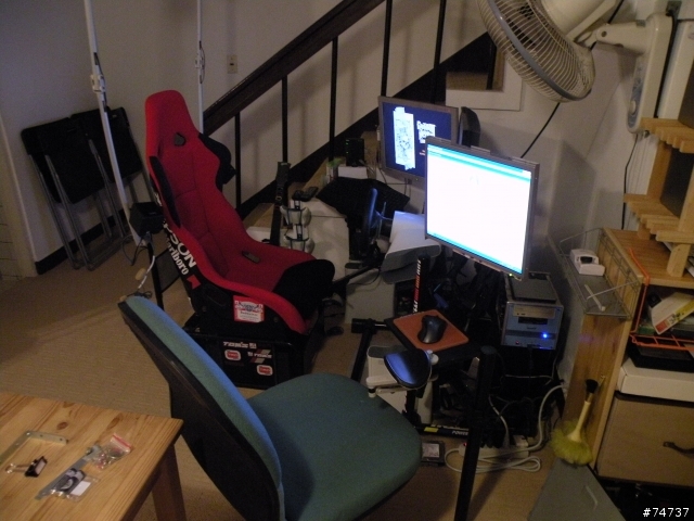 [組裝開箱文]家用  DIY  xbox360  蒼蠅人專用多螢幕賽車座(6/4初版定裝照)