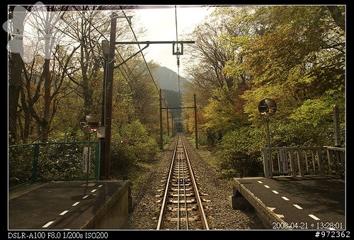 日本神奈川 箱根--箱根登山ケーブルカー(登山纜車) 階梯式的纜車箱