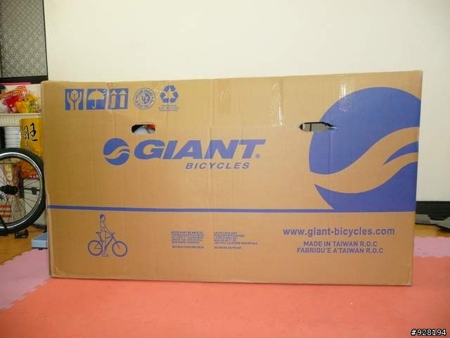 [開箱文]GIANT TRANCE 3藍白色S號,第一次整車連箱帶回組裝