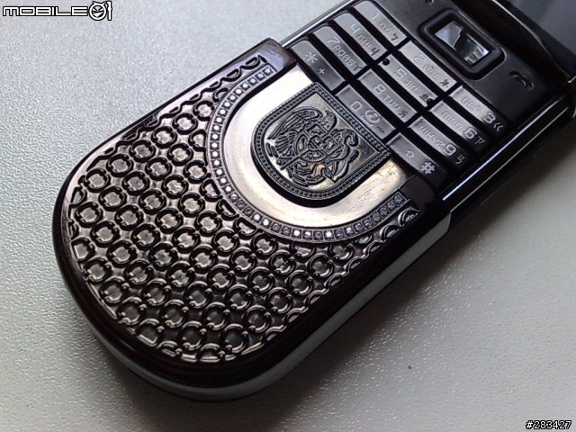 [ 分享 ] Nokia 8800 Sirocco 魔鬼魚版