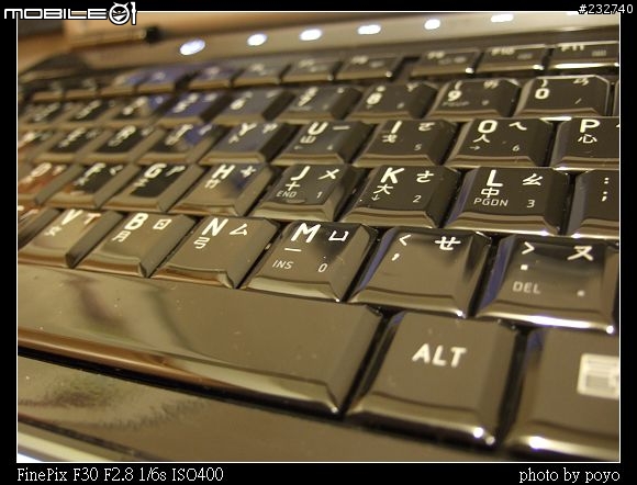 [分享]小M和他的夥伴-TOSHIBA M300+周邊介紹