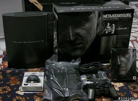 PS3 MGS4同綑包入手~錦上添花的開箱文
