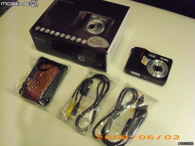 [開箱] 皮質握把的小DC-BenQ C850