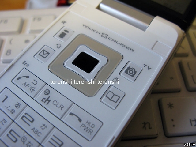 DOCOMO 906i series 首發第二撃 SH906i 開箱圖