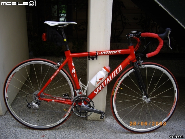 (分享)我的入門公路車--Specialized S-WORKS E5