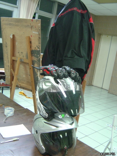 （分享）半身的防護-RSJ230防摔衣，SBK SK2短手套
