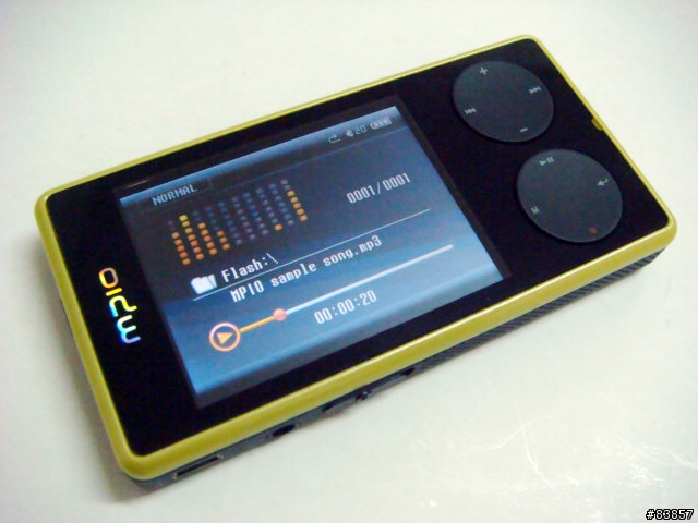 我朋友買的超大螢幕MP4--MG300