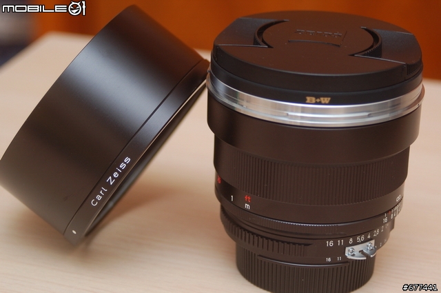 【分享】Carl Zeiss Planar T* 1.4/85mm ZF 開箱照
