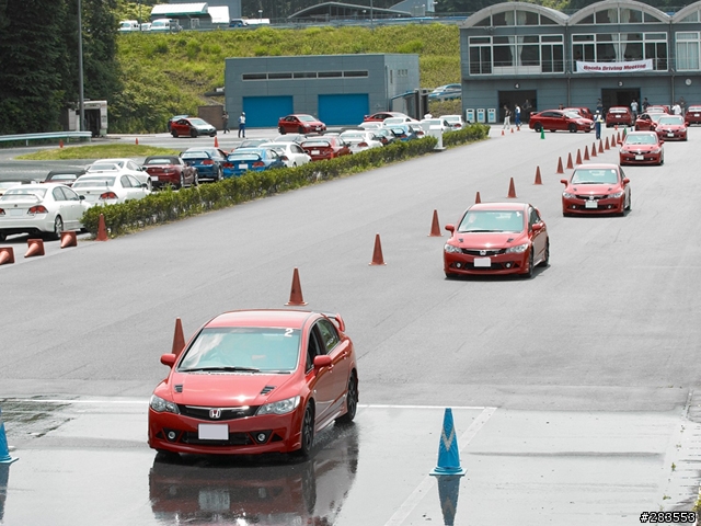 想 開 MUGEN  RR ?  先 上 MUGEN RR 駕 訓 班