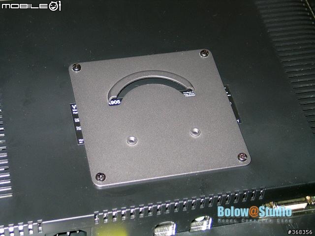 [不專業的開箱文]HOOLIN LCD Monitor Arm LA2-23單螢幕懸臂 + LA2-23w雙螢幕懸臂