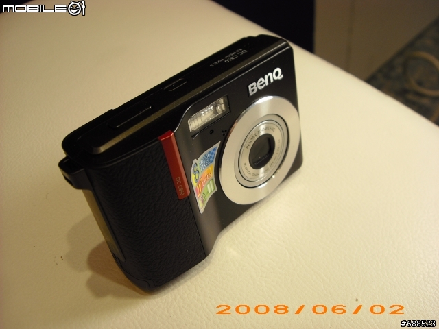 [開箱] 皮質握把的小DC-BenQ C850