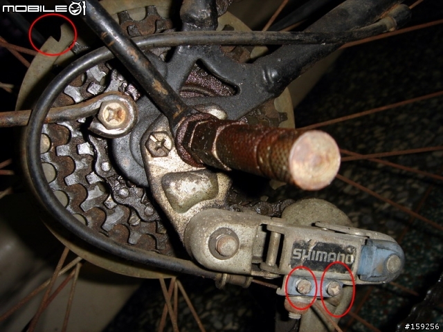 [疑問]二十幾年老車下雨煞車就會打滑，順便想整理一下車車