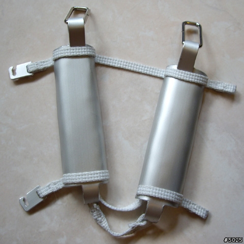 [DIY]外出USB傳輸線該往哪裡放?簡單自製USB手機頸帶!