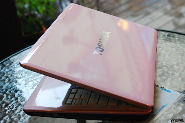 [分享]TOSHIBA M800 粉姬(今夏女生最愛不釋手的新玩具)