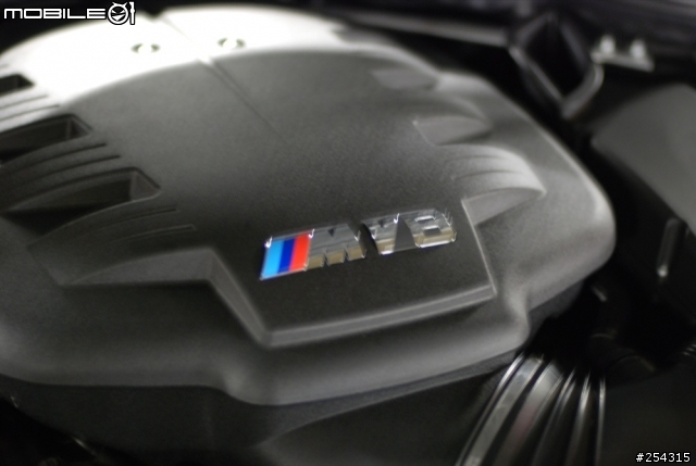 [開箱] 新E92 M3 - 07/02新增 小改裝分享