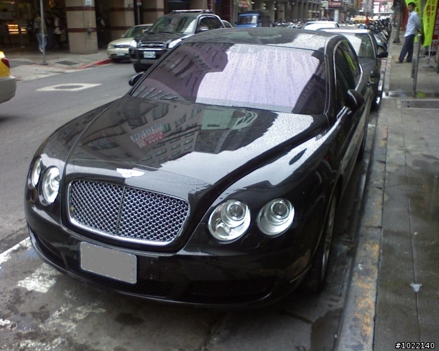 遇見 Bentley Flying