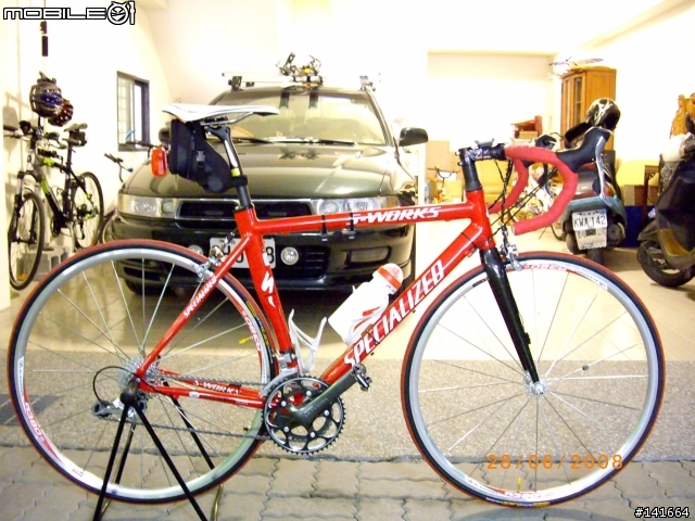 (分享)我的入門公路車--Specialized S-WORKS E5