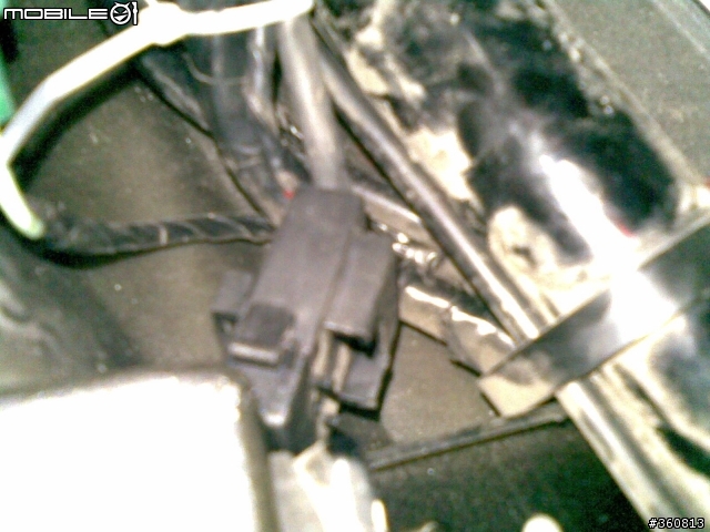 [DIY]新手發文...這算是"開箱文"嗎?!GSR上強光線組+黃光...100W...補上燈光圖..拍的不好請見諒..