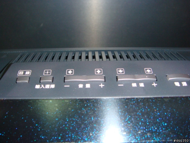 新到貨!SONY KDL-46W4000開箱文(新增畫面比較)