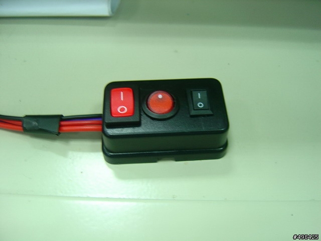[DIY]小擺爛(白藍色)第一版.動力系統+HID+車底藍光LED