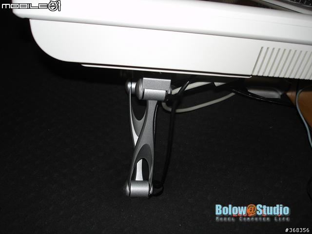 [不專業的開箱文]HOOLIN LCD Monitor Arm LA2-23單螢幕懸臂 + LA2-23w雙螢幕懸臂