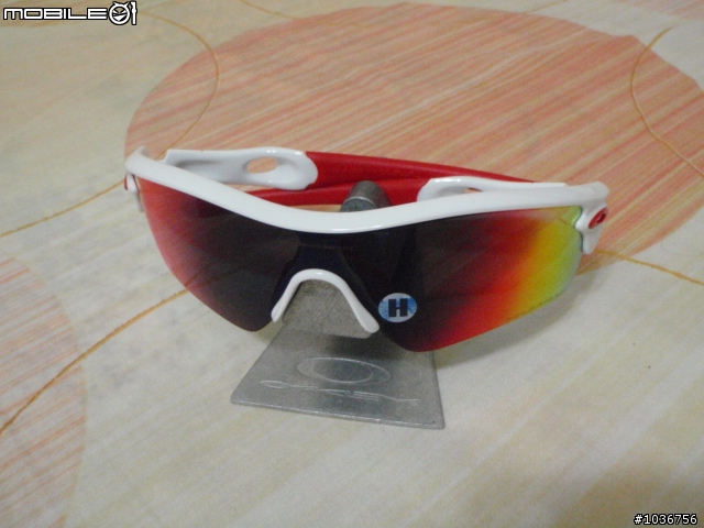 [開箱分享]超炫OAKLEY紅吱吱的POLARIZED RADAR PATH