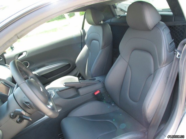 Posting my 08 brand new Audi R8
