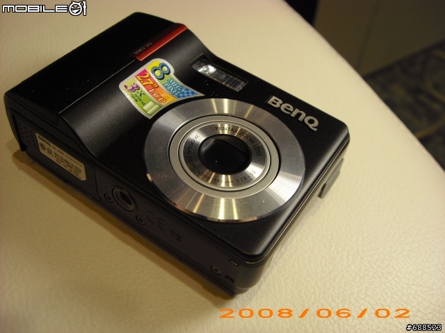 [開箱] 皮質握把的小DC-BenQ C850